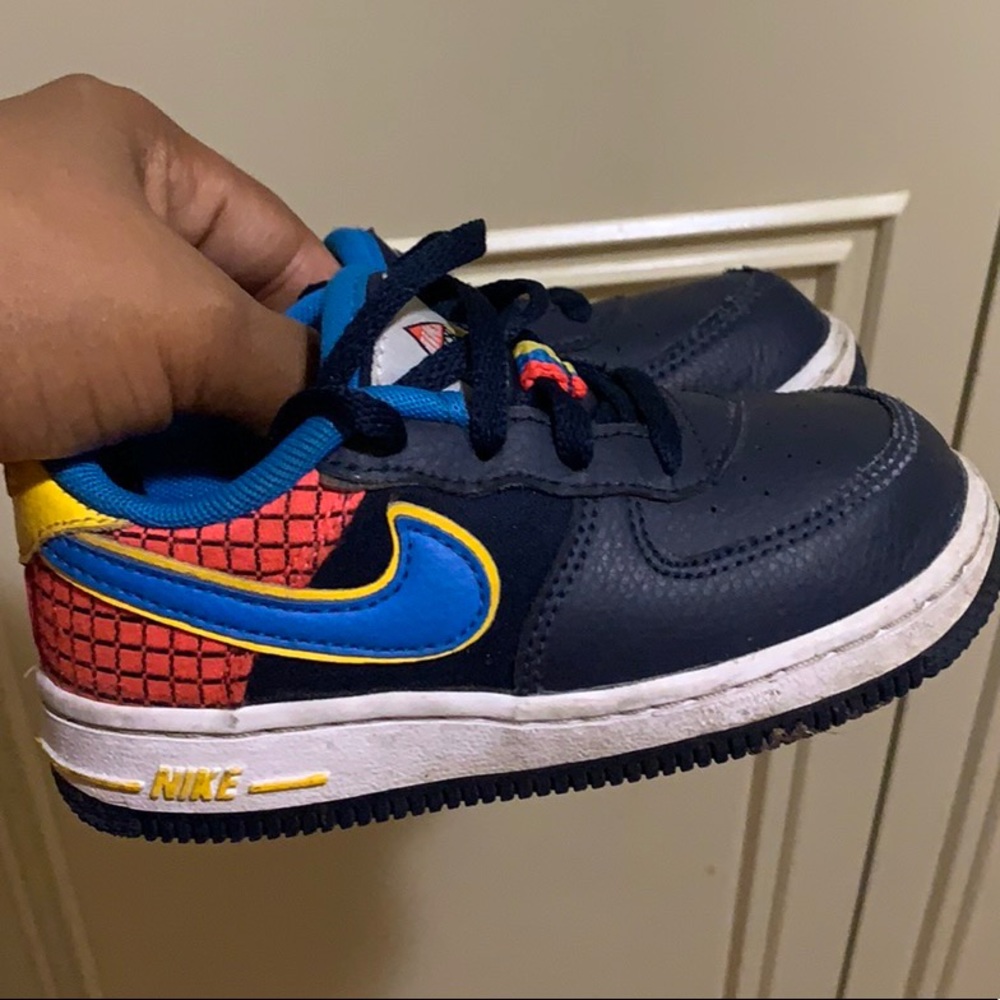 Nike Sneakers